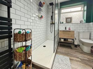 Photo 1- click for photo gallery